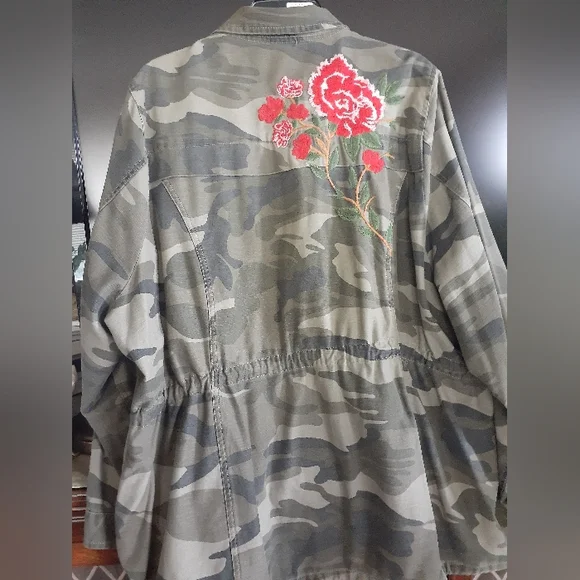 Camouflage jacket - Picture 4 of 4